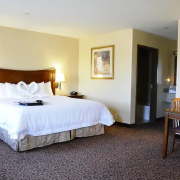 Hampton Inn & Suites Red Bluff