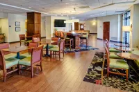 Hampton Inn Elizabeth City - breakfast