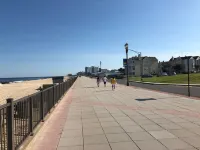 Brand new 2BR apartment steps from the beach 🏖 - ติดทะเล