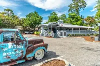 Fall in Love with Hilton Head! Coastal Elegance Meets Island Living Hotels in 