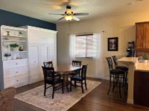 Charming Farmhouse-2 bedroom in a quiet country setting only minutes from town.