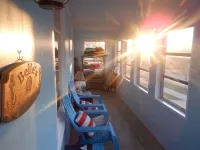 In-Town Home 5-10 Minute Walk to: Shopping/Food/Waterfront. See Our Reviews.