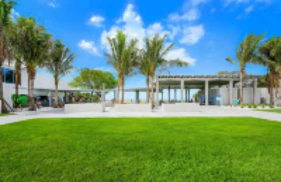 Enchanting Coastal Ambiance & Breathtaking Sunsets