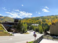 Lionshead Village Vantage Point 2bdr 2bath Condo Steps from Gondola-sleeps 6
