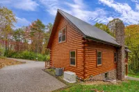 Christine’s Chalet at Trickle Creek in Hocking Hills