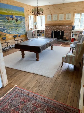 Historic Renovated Barn at Boorn Brook Farm - Manchester Vermont Отели рядом с достопримечательностью «Даттон Фарм Станд»