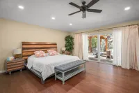 Peaceful Retreat near Lake Travis & Volente Các khách sạn gần Lake Travis