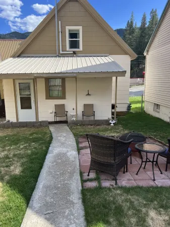 Welcome to your Idaho Adventure.. Perfect for all your Winter Activities. Отели в г. Маллан