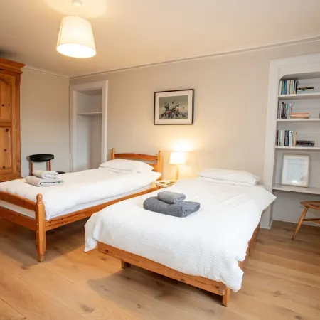 Rathmhor - lovingly restored traditional stone house in Cairngorms National Park