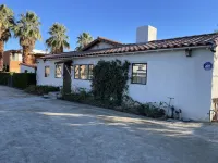 Villa A- 2bed/2bath with kitchen, dining&living rooms, in downtown Palm Springs!