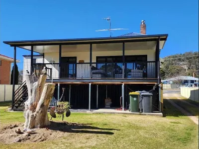 Marlay View Cottage. Luxurious, modern, spacious.
