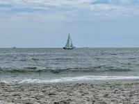 Long Beach NY Modern Retreat, Walk to the Beach