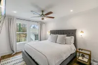 Location!! - The Davidson - Charming Home in Fayetteville Historic District