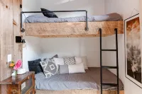 Cabin w/ Stunning Mountain Views-10 min to downtown & Blue Ridge Parkway