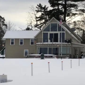 Old Timberline Inn - Lake Front Home with PRIVATE Sandy Beach Caroga Lake, NY