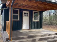 Cabernet Cabin near JVD vineyard Hotels in Traphill