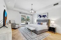 ♥Extravagant Family Getaway♥Ace Old Town Loc♥SwimUp Bar♥PickleBall♥Golf♥Spa♥BBQ♥ Hotel a 