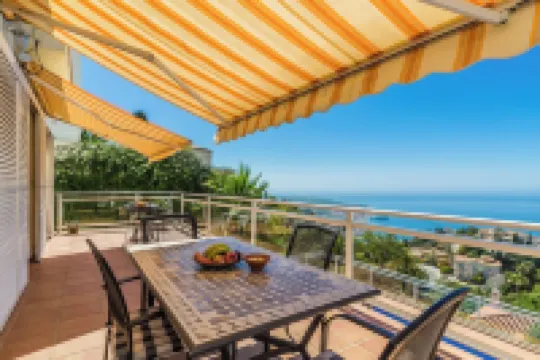 Villa Oliva with private heated pool and amzing views