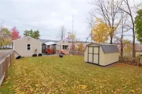 Keuka Park Charmer - walk to the lake!