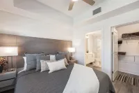 LUXURY 5-STAR BEACHFRONT CONDO with POOL