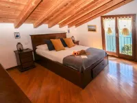 L'una di Lago Lake Apartment - Whit Parking Hotels in Torno