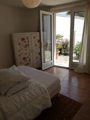 Family house Ile d'Oléron Cote Ouest- walking distance to the beach- 6 persons Hotel a Saint-Pierre-d'Oleron