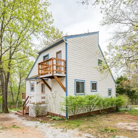 Happy Farm with Views & Hot Tub!