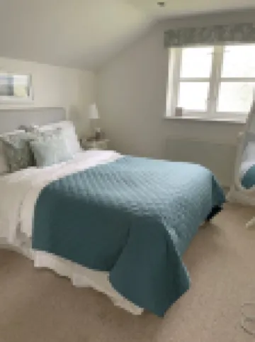 Stylish penthouse apartment for 4 in Beaumaris 酒店