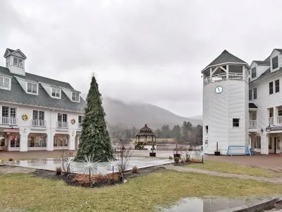Spacious White Mountain Waterville VALLEY CONDO - Perfect for Families! Waterville Valley Resort附近的飯店