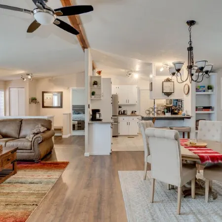 3 Bed, 2 Bath Cabin in Munds Park AZ Close To Flagstaff and Sedona