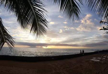 Ocean View Casa De Emdeko Отели рядом с достопримечательностью «Moonshot Play Space, LLC»