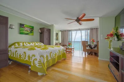 spectacular ocean front studio condo,  Magic sands, ideal view and location Hotels near Keauhou Shopping Center