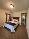2 Bed, 2 Bath Cozy Home Across from Zoo in the heart of Baraboo. Hotels near Driftless Glen Distillery