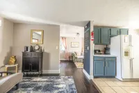 Tranquility Suite with Porch! Pet- Friendly! - Wifi