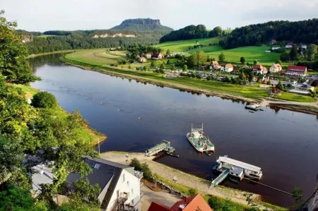 2nd beautiful maisonette apartment Haus Elbjuwel (1st floor / DG)