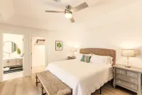 Coastal Chic Home Close to Everything - King Bed, Pool & Spa, BBQ