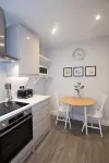 Stunning newly built harbourside 3-bed property-3 mins walk from beach and pier