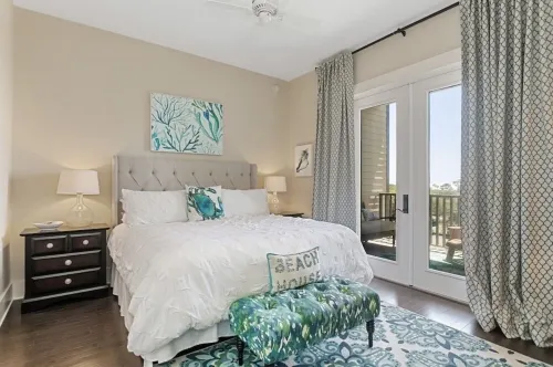 Private Deeded Beach, Pool