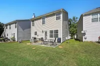 Atlanta, Airport, Entire Home Sleeps 9, 4BR's, 2.5Baths, 5Beds Hotels near Hartsfield-Jackson Atlanta International Airport