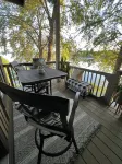 River View Retreat- So Cute, So Cozy- Short Walk to SRP Park & Downtown Augusta Hotels in North Augusta