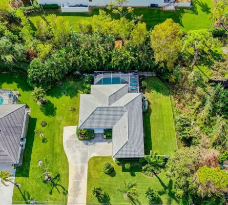 Private Palm Oasis - Close to Barefoot Beach / Bonita Beach / North Naples