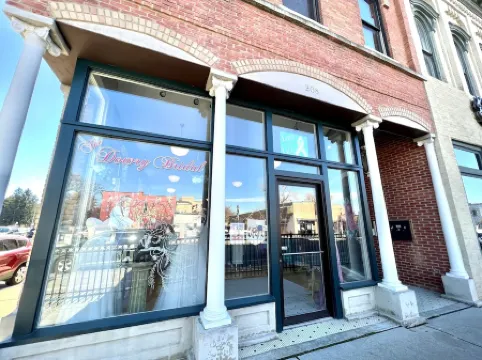 City Treehouse Loft & Balcony - Old Town Lansing