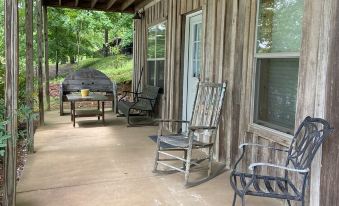 Cabin B at Smith Lake Alabama Cabins