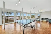 Majestic RiverView Estate - Breathtaking Views