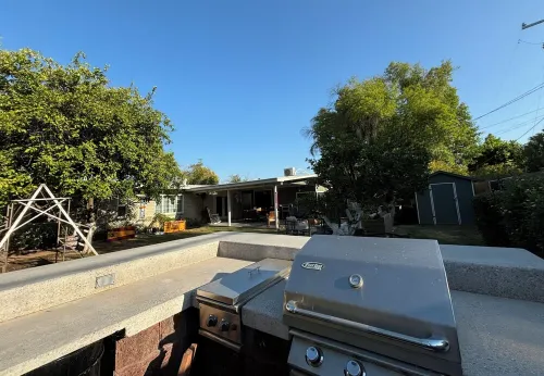 Beautifully restored charming MCM home in the heart of Tempe.