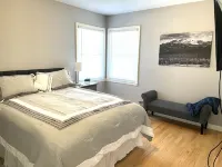 Tranquil Home in Beautiful Setting Hotels near Fountain of the Four Seasons