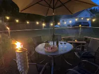 Daffodil Cottage! Downtown Packwood, walk to brewery, restaurants, shops! WIFI