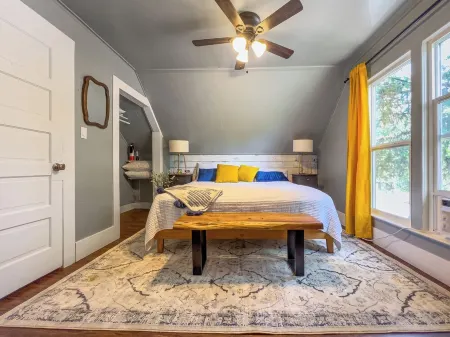 Pet Friendly-Fast Wi-Fi-High End Amenities-Cozy and Modern-Close to WSU Отели рядом с достопримечательностью «Palouse Discovery Science Center»