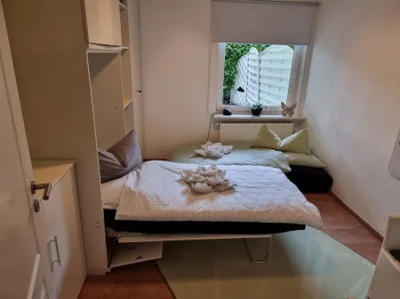 Ferienwohnung Wesergarten Отели в г. Норденхам