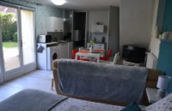 A nest in Epleumie St Apollinaire 21850 Hotels in Saint-Apollinaire